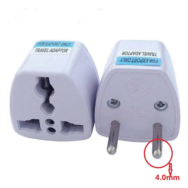 Adaptador de Enchufe Universal 800W - Todo Destino - Cervera Studio