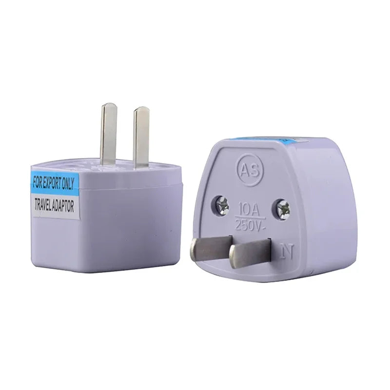 Adaptador de Enchufe Universal 800W - Todo Destino - Cervera Studio